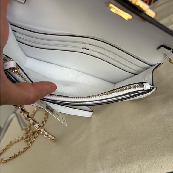 NWT ,Tory Burch Britten soft chain wallet W Wristlet White and Gold Wome… - Picture 8 of 15